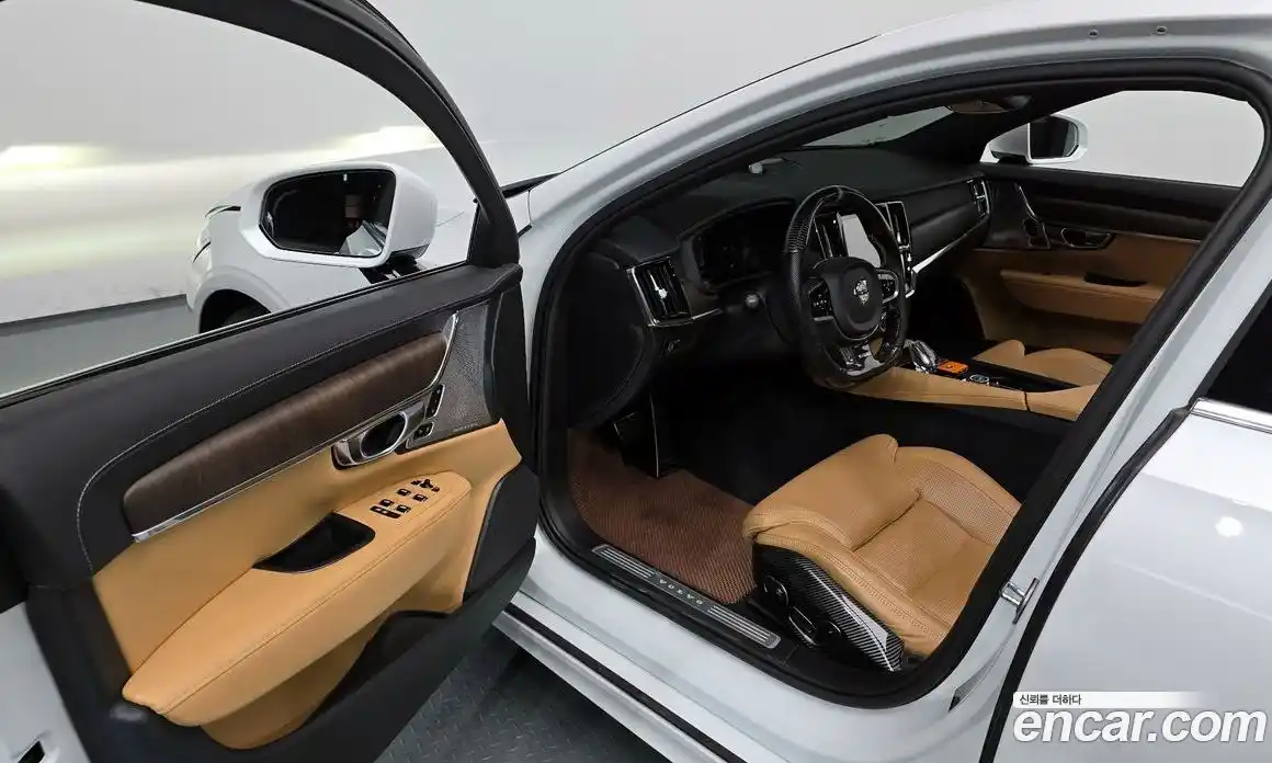 Volvo S90 2023 2.0 Автомат в Москве № 197097, фото 14