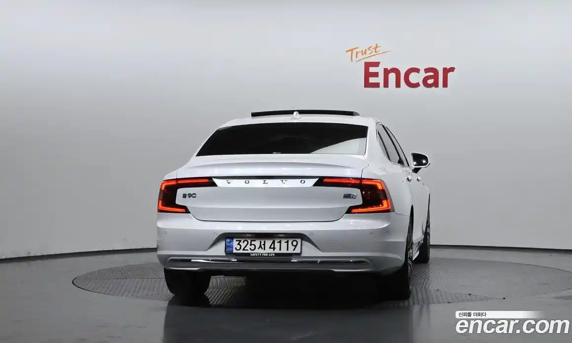 Volvo S90 2023 2.0 Автомат в Москве № 197097, фото 20