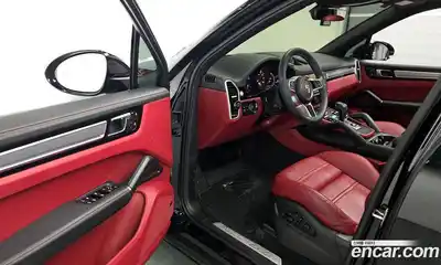 Porsche Cayenne 2023 3.0 Автомат в Москве № 197118, миниатюра 12