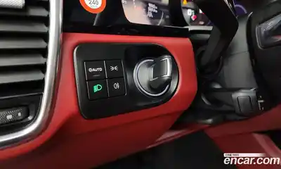 Porsche Cayenne 2023 3.0 Автомат в Москве № 197549, миниатюра 12