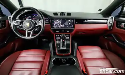 Porsche Cayenne 2023 3.0 Автомат в Москве № 197549, миниатюра 9