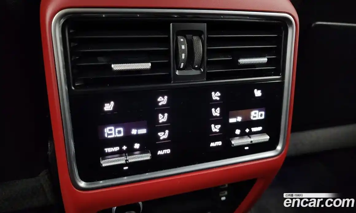 Porsche Cayenne 2023 3.0 Автомат в Москве № 197549, фото 10