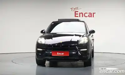 Porsche Macan, 2020