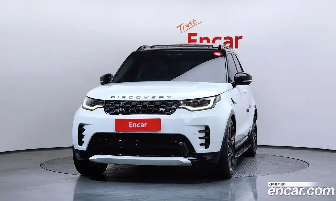 Land Rover Discovery 2025 3.0 Автомат в Москве № 198063, фото 1