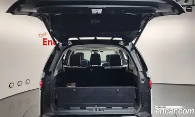 Land Rover Discovery 2025 3.0 Автомат в Москве № 198063, миниатюра 7