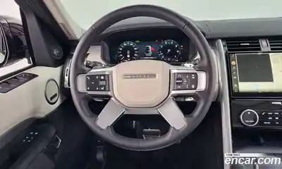 Land Rover Discovery 2025 3.0 Автомат в Москве № 198063, миниатюра 10