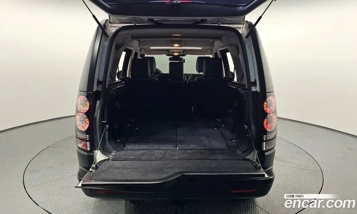 Land Rover Discovery 2016 3.0 Автомат в Москве № 198124, фото 1