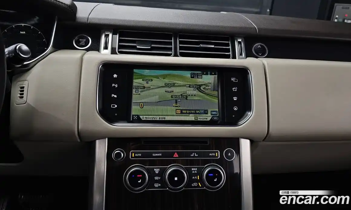 Land Rover Range-Rover 2016 4.4 Автомат в Москве № 198224, фото 18