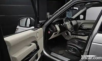 Land Rover Range-Rover 2016 4.4 Автомат в Москве № 198224, миниатюра 3