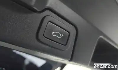 Land Rover Range-Rover Evoque 2018 2.0 Автомат в Москве № 198233, миниатюра 3