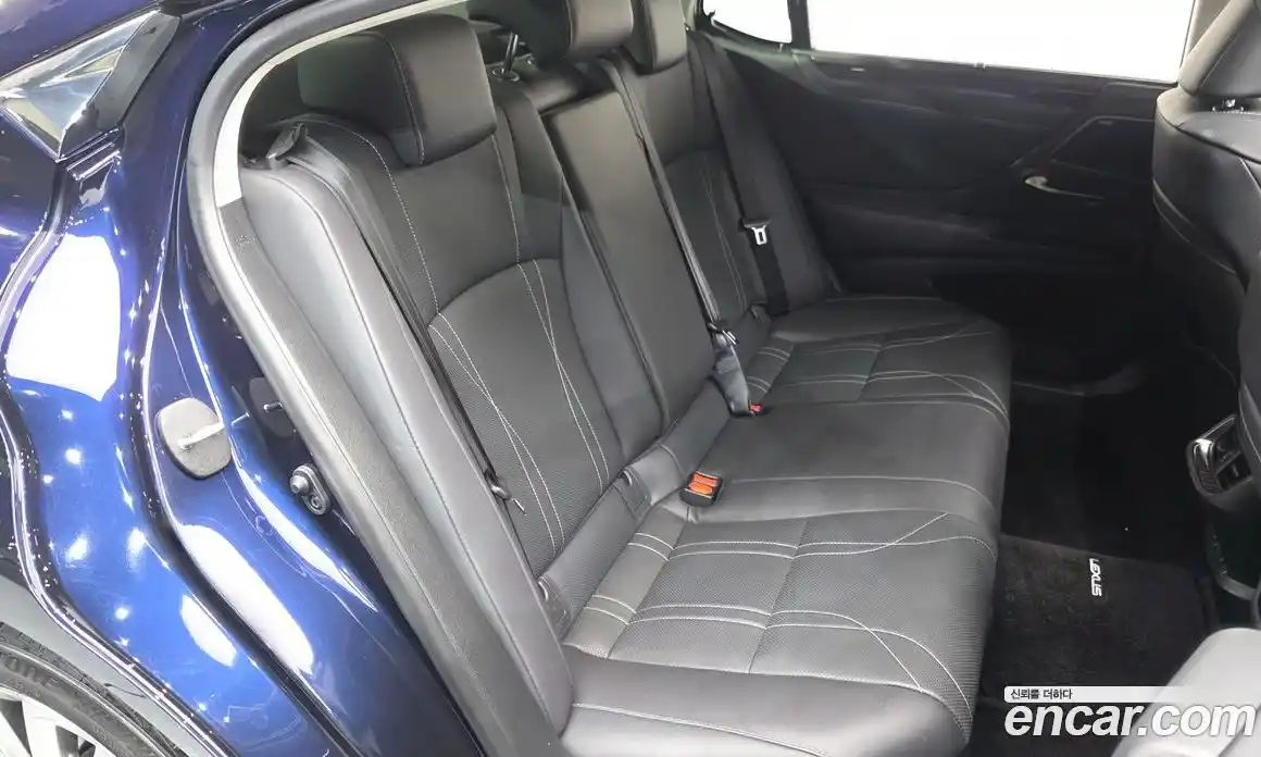 Lexus ES 2021 2.5 Автомат в Москве № 198882, фото 11