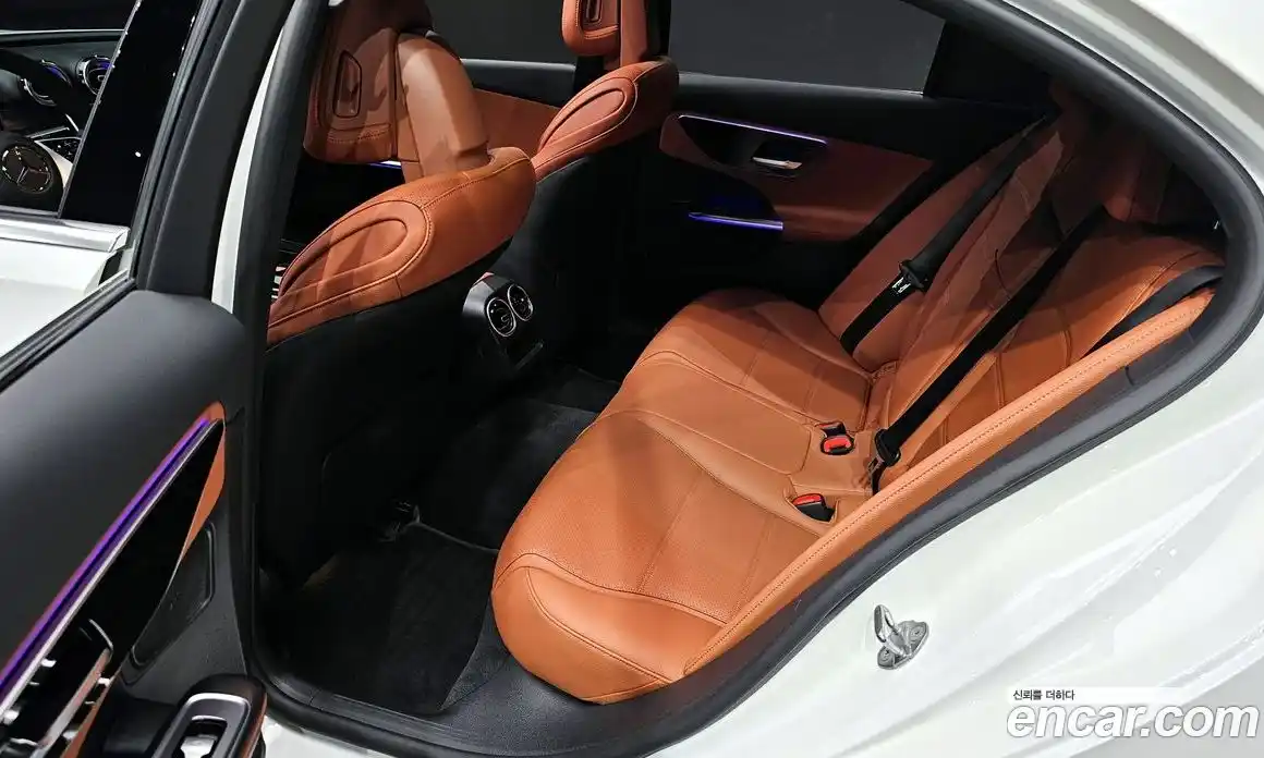 Mercedes-Benz C-Class 2023 2.0 Автомат в Москве № 204819, фото 16