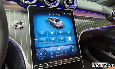 Mercedes-Benz C-Class 2023 2.0 Автомат в Москве № 204819, миниатюра 2