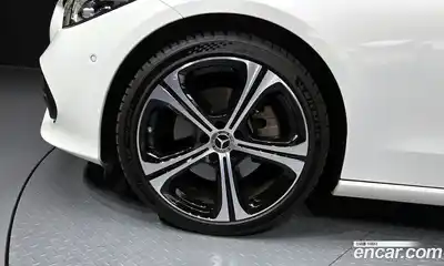 Mercedes-Benz C-Class 2023 2.0 Автомат в Москве № 204819, миниатюра 5