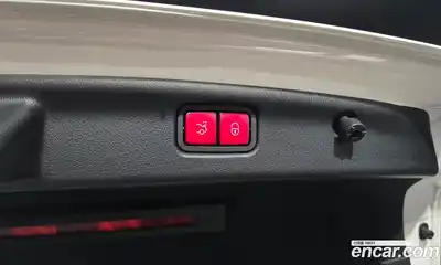 Mercedes-Benz C-Class 2023 2.0 Автомат в Москве № 204819, миниатюра 8