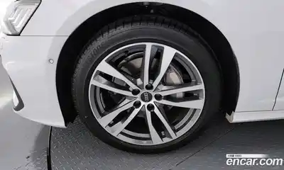 Audi A6 2023 2.0 Автомат в Москве № 205898, миниатюра 11