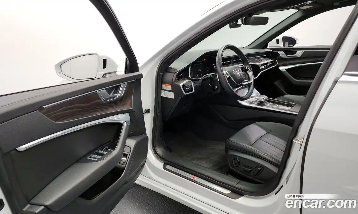 Audi A6 2023 2.0 Автомат в Москве № 205898, фото 13