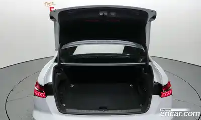 Audi A6 2023 2.0 Автомат в Москве № 205898, миниатюра 7