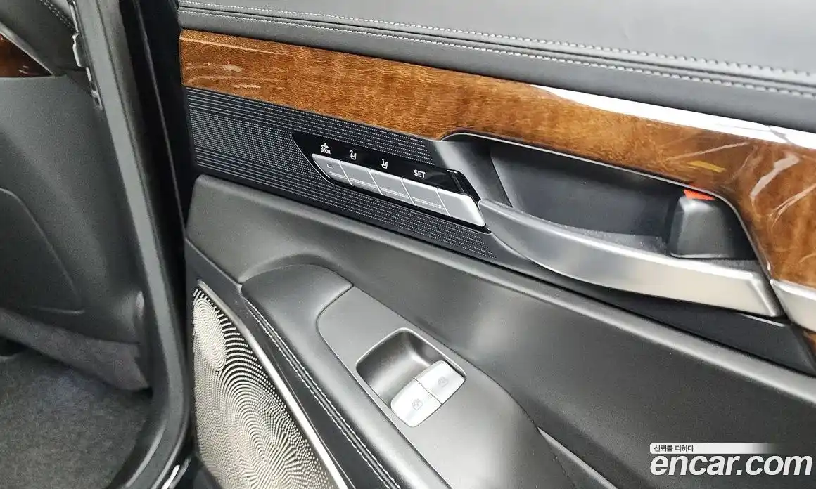 Genesis EQ900 2016 5.0 Автомат в Москве № 20674, фото 13