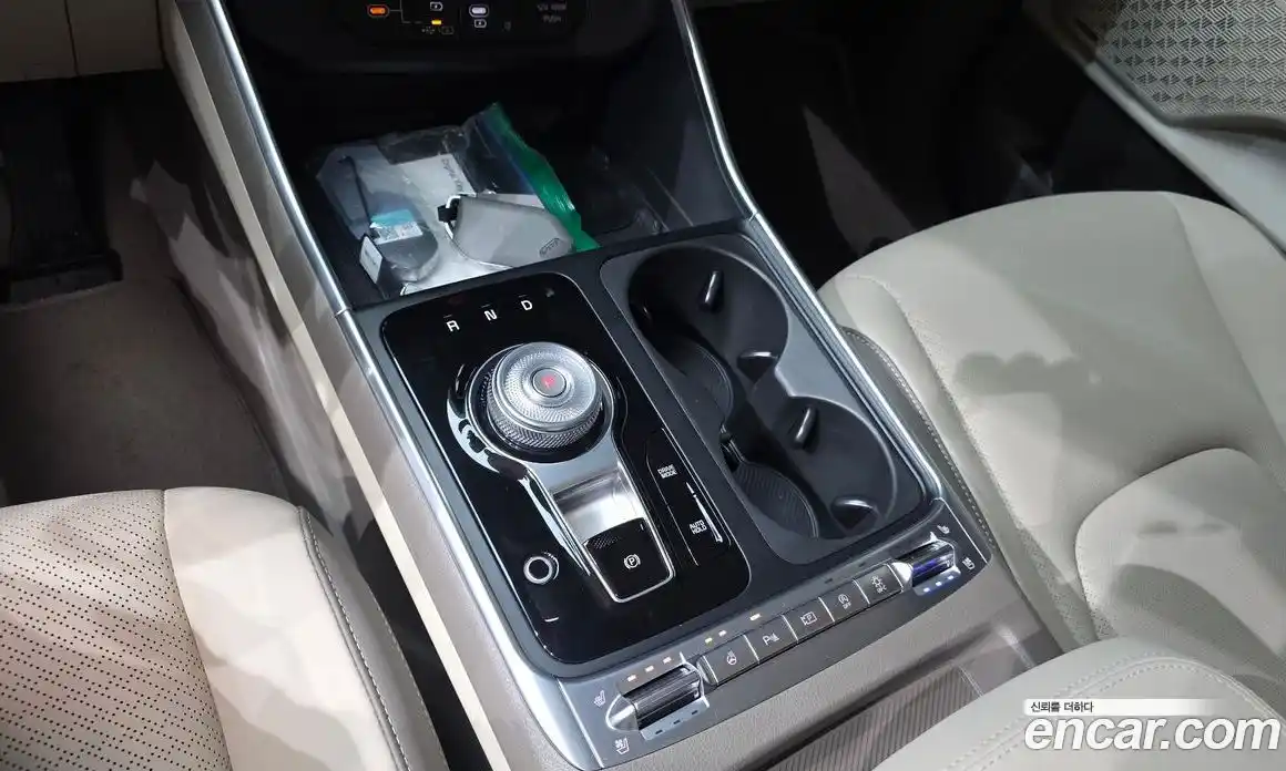 Kia Canival 2025 2.2 Автомат в Москве № 20752, фото 9