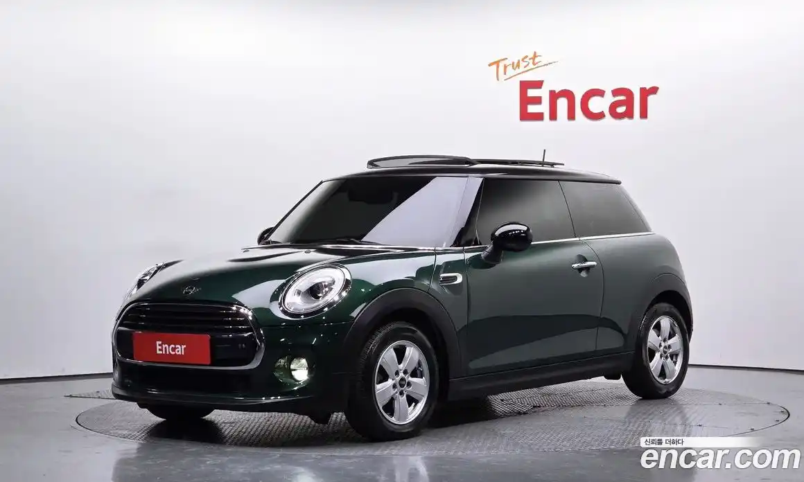 Mini Cooper 2018 1.5 Автомат в Москве № 211091, фото 12