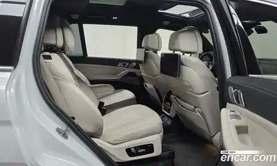 BMW X7 2022 3.0 Автомат в Москве № 211401, миниатюра 3