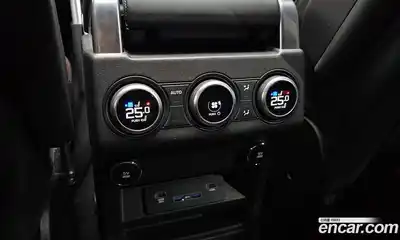 Land Rover Discovery 2018 3.0 Автомат в Москве № 213524, миниатюра 10