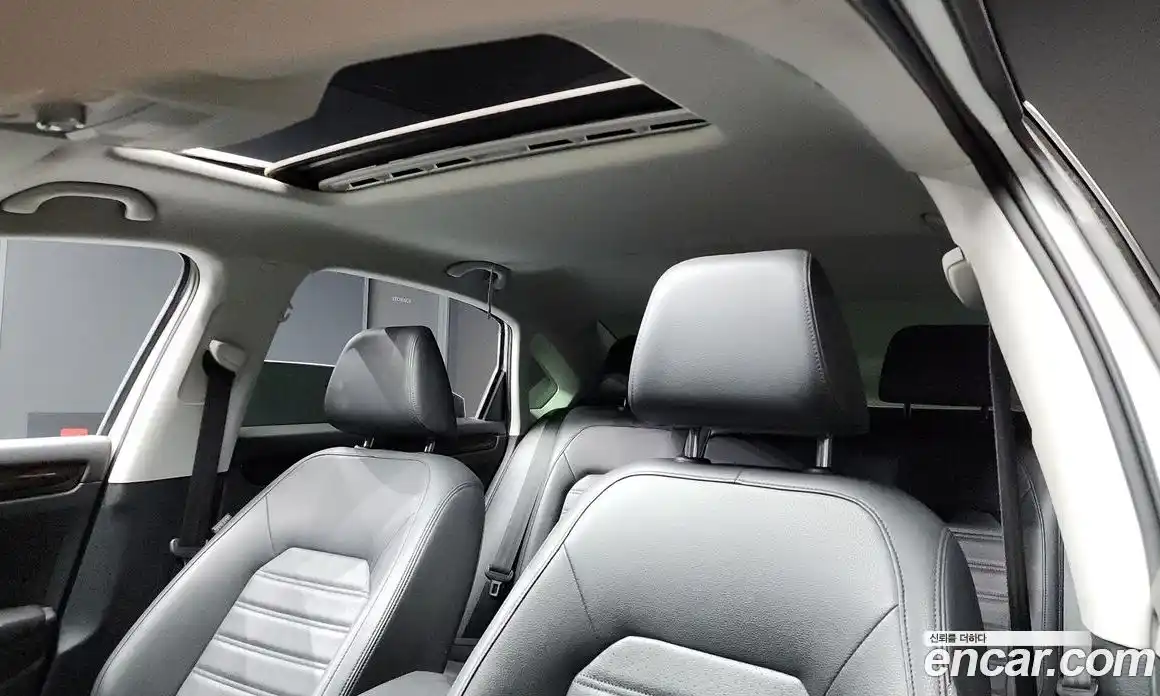 Volkswagen Passat 2015 1.8 Автомат в Москве № 215113, фото 4