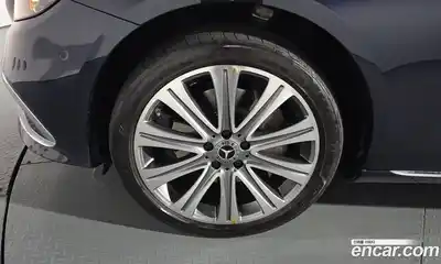 Mercedes-Benz E-Class, 2023