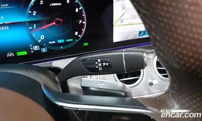 Mercedes-Benz E-Class 2023 2.0 Автомат в Москве № 222450, миниатюра 4