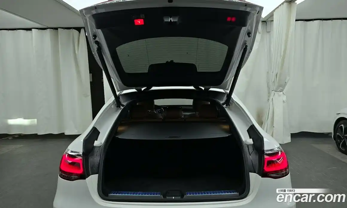 Mercedes-Benz GLC-Class 2023 2.0 Автомат в Москве № 223291, фото 9