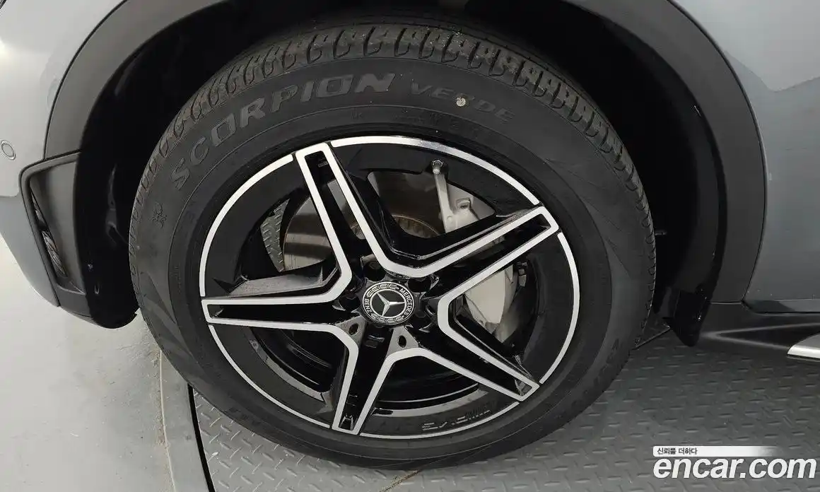 Mercedes-Benz GLC-Class 2022 2.0 Автомат в Москве № 225086, фото 3