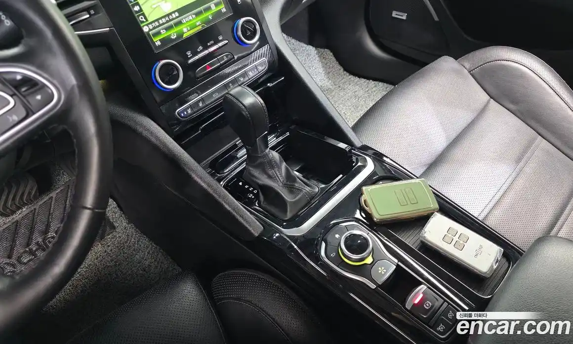 Renault SM6 2016 1.6 Автомат в Москве № 225675, фото 19