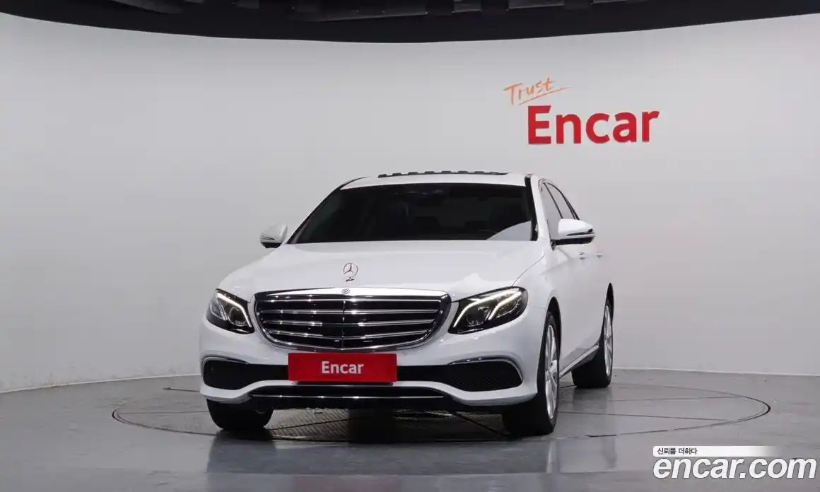 Mercedes-Benz E-Class 2020 2.0 Автомат в Москве № 229615, фото 19