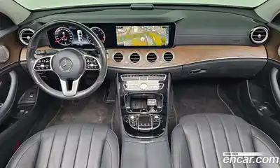 Mercedes-Benz E-Class 2020 2.0 Автомат в Москве № 229615, миниатюра 8