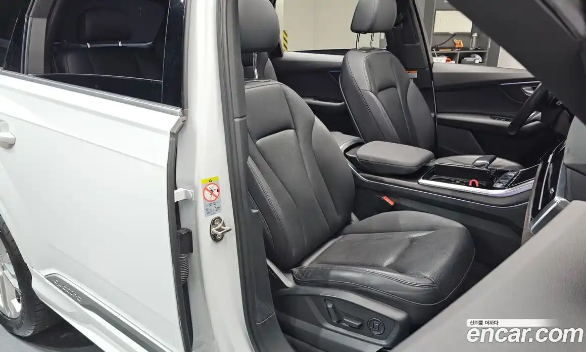 Audi Q7 2020 3.0 Автомат в Москве № 229796, фото 15