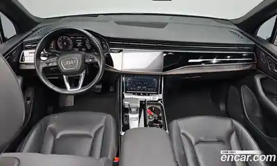 Audi Q7 2020 3.0 Автомат в Москве № 229796, миниатюра 6