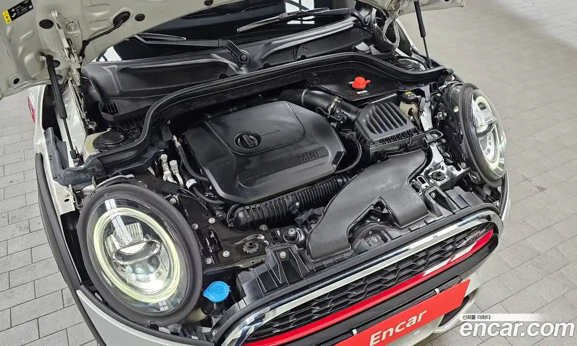 Mini Cooper Convertible 2021 2.0 Автомат в Москве № 231455, фото 10