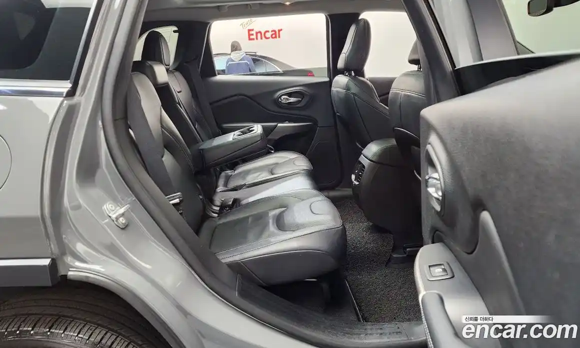 Jeep Cherokee 2021 2.4 Автомат в Москве № 232334, фото 20