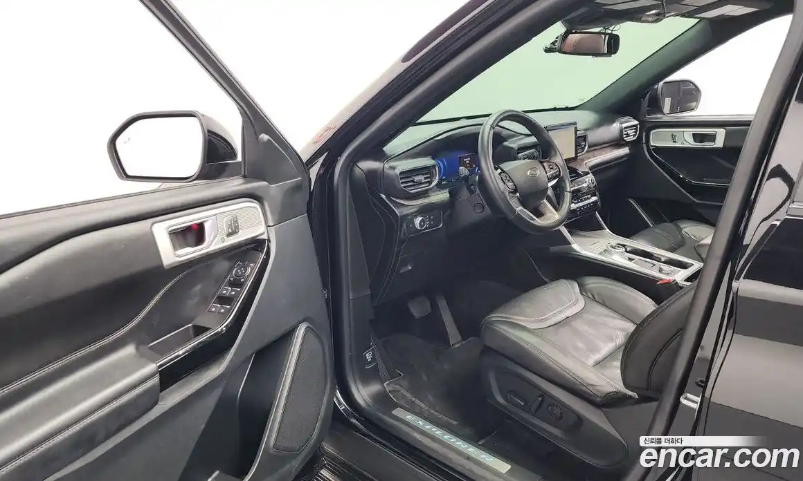 Ford Explorer 2022 3.0 Автомат в Москве № 233257, фото 11