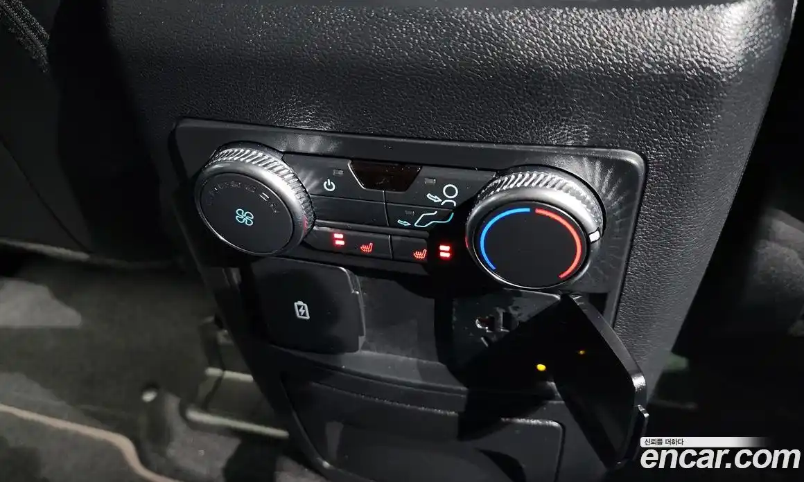 Ford Explorer 2022 3.0 Автомат в Москве № 233257, фото 12