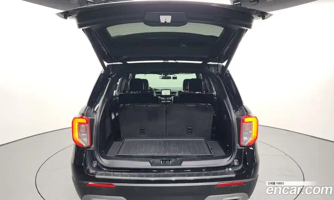 Ford Explorer 2022 3.0 Автомат в Москве № 233257, фото 19