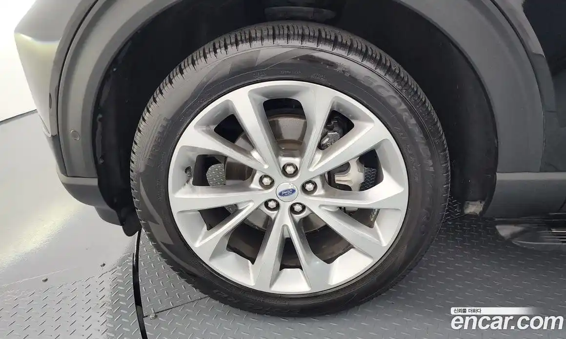 Ford Explorer 2022 3.0 Автомат в Москве № 233257, фото 10