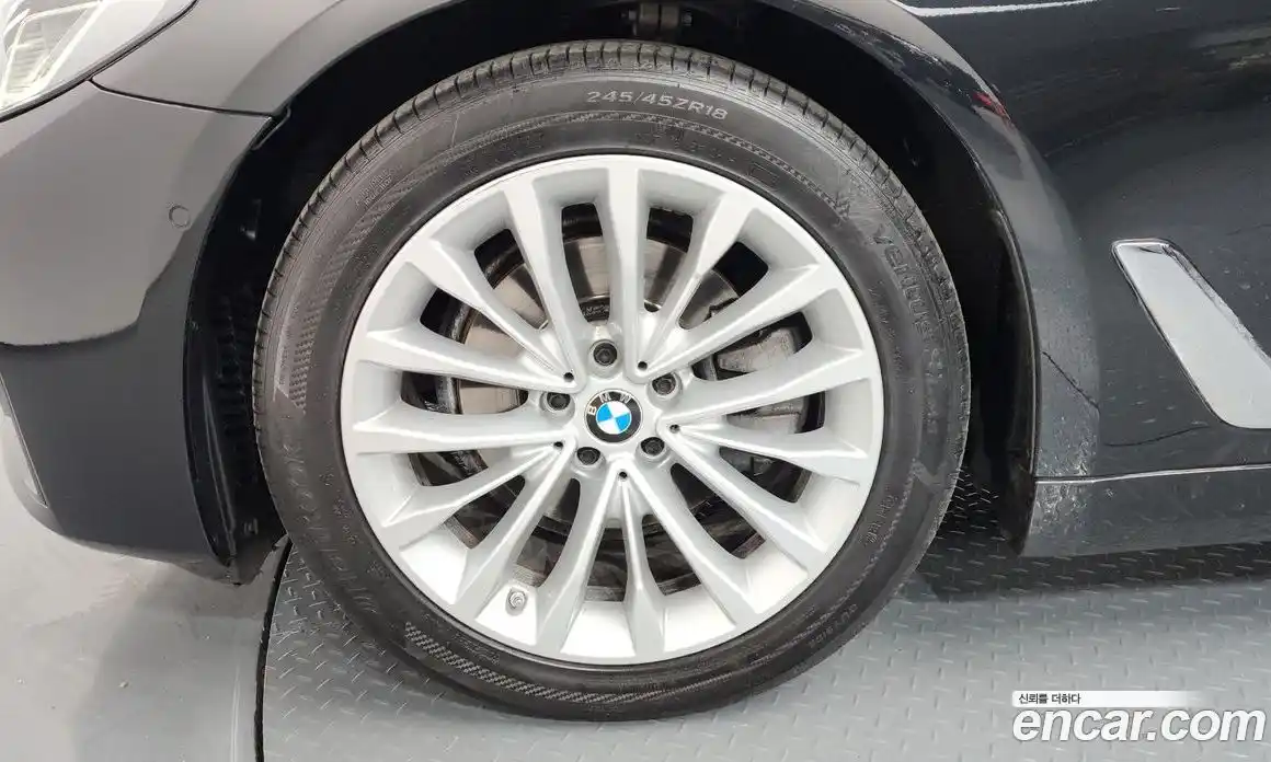 BMW 5-Series 2022 2.0 Автомат в Москве № 234612, фото 14