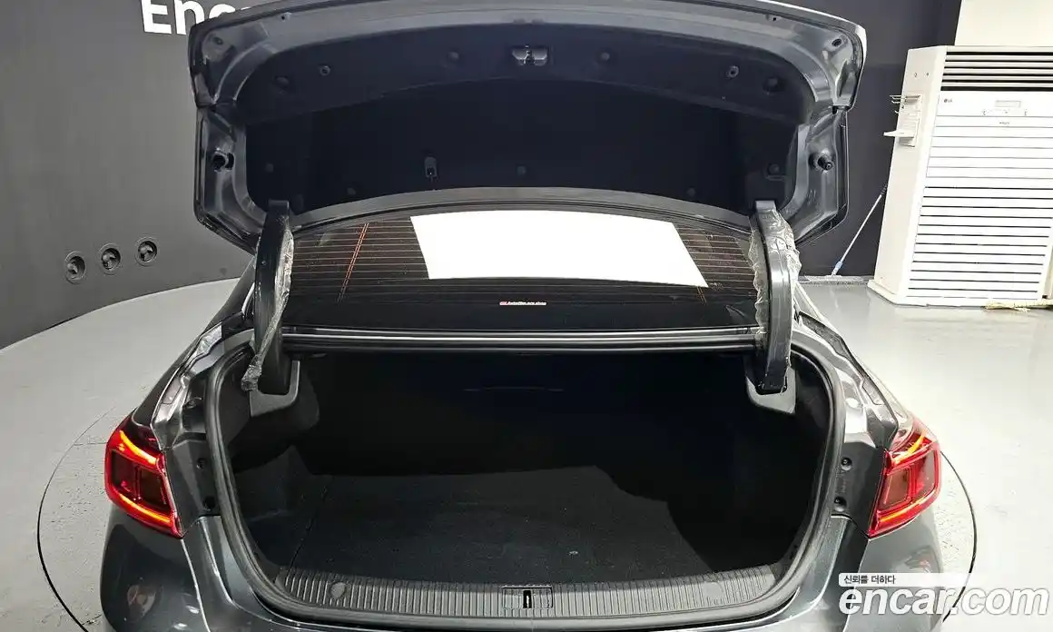 Renault SM6 2016 2.0 Автомат в Москве № 242307, фото 6