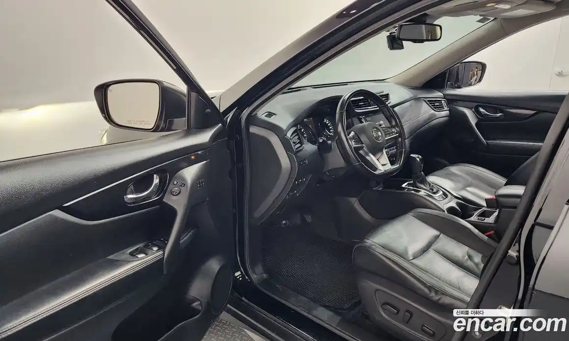 Nissan X-Trail 2018 2.5 Автомат в Москве № 242578, фото 19