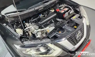 Nissan X-Trail 2018 2.5 Автомат в Москве № 242578, миниатюра 2