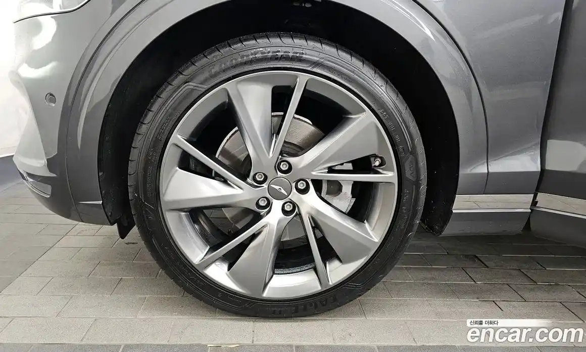 Genesis GV70 2021 2.5 Автомат в Москве № 25237, фото 19