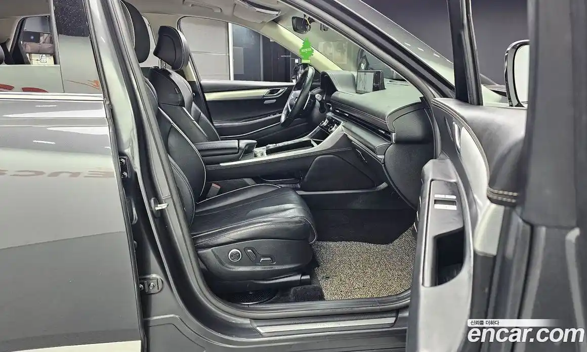 Genesis GV80 2021 2.5 Автомат в Москве № 25330, фото 15