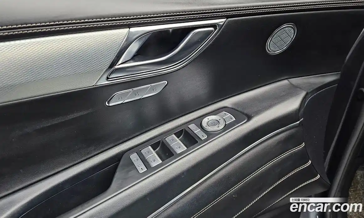 Genesis GV80 2021 2.5 Автомат в Москве № 25330, фото 18